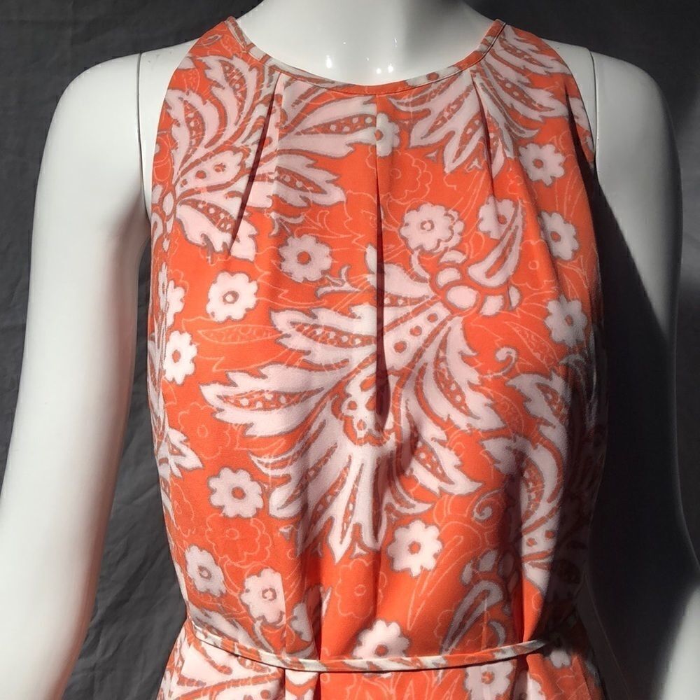 Loft Dress - Picture 2 of 5